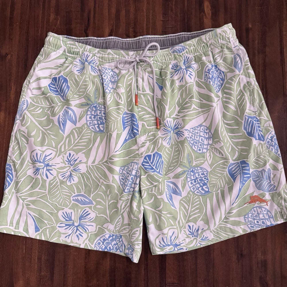 NWT Tommy Bahama Naples Pineapple Hideaway 6" Swim Trunks Shorts Men's XL